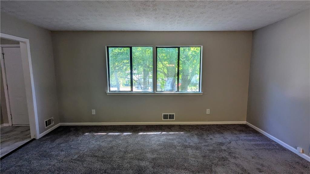 4402 Sebring Walk