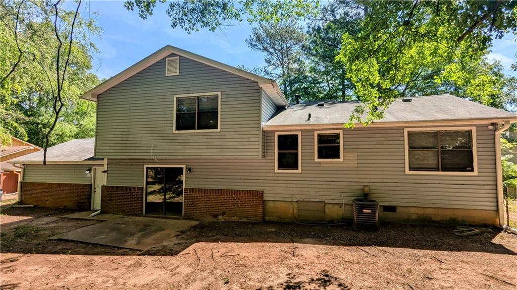 4402 Sebring Walk