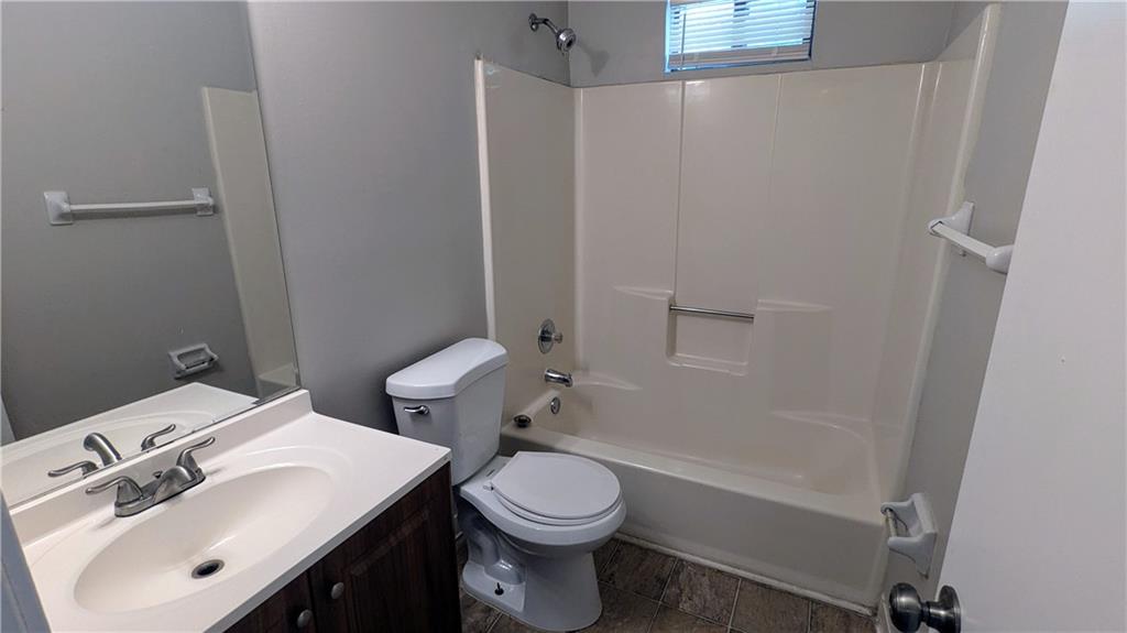 4402 Sebring Walk