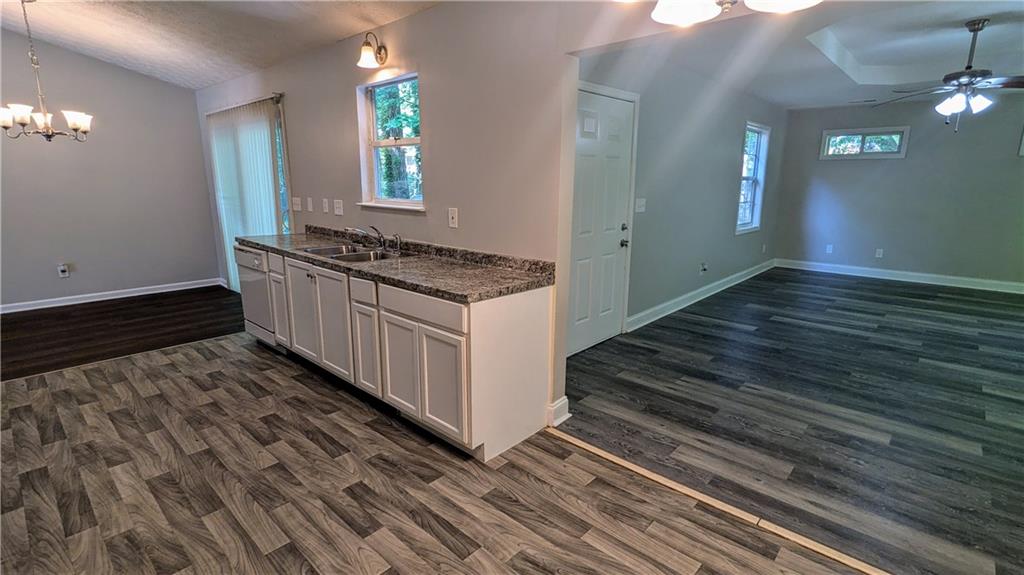 685 Greenhedge Drive