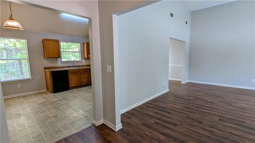 1780 Spring Hill Cove