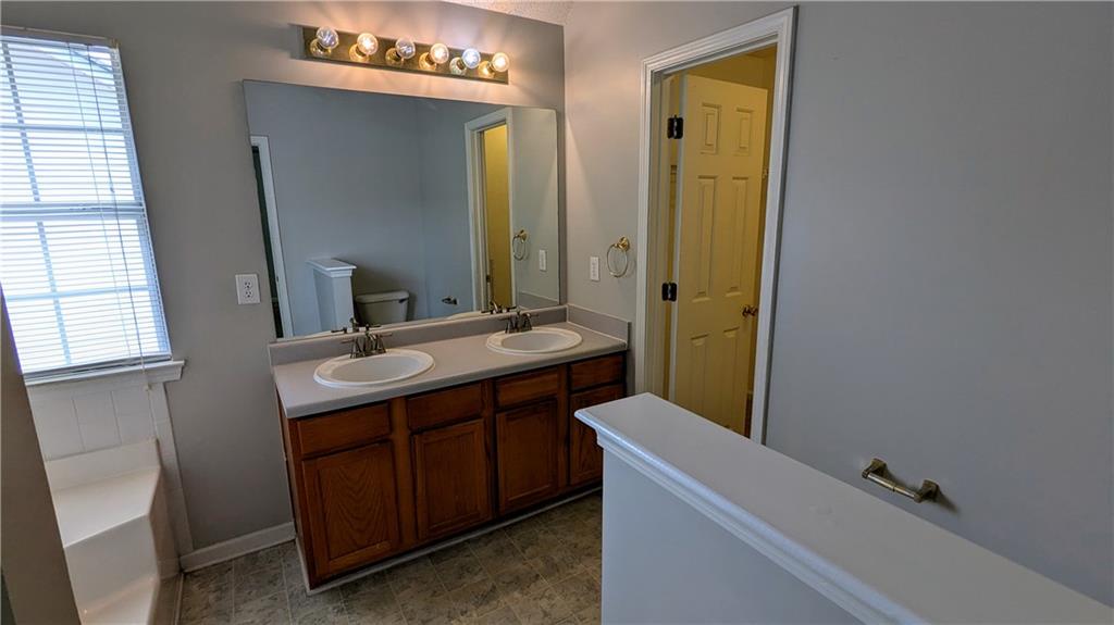 1780 Spring Hill Cove