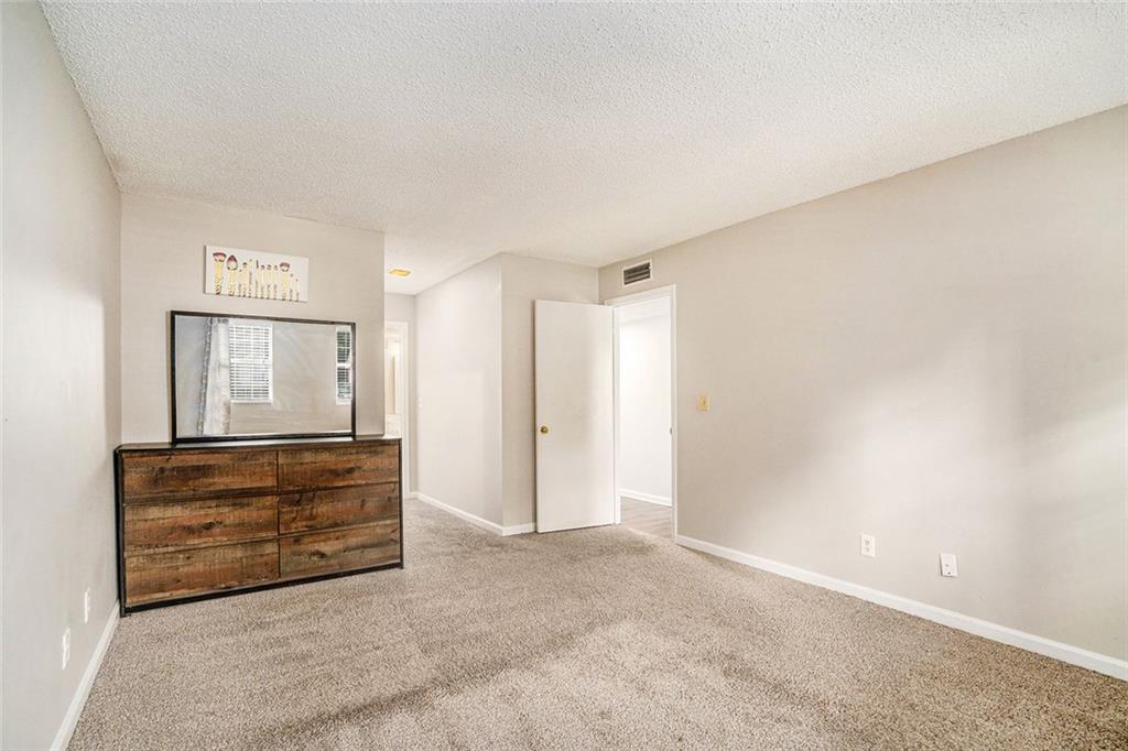3053 Westwood Way Unit 7
