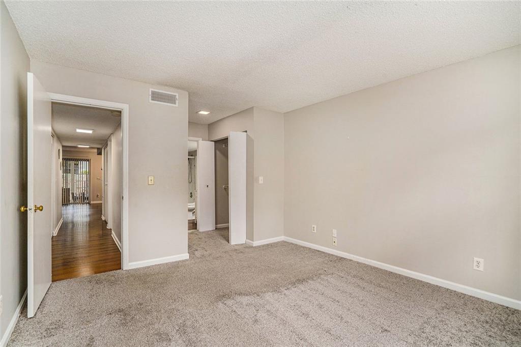 3053 Westwood Way Unit 7