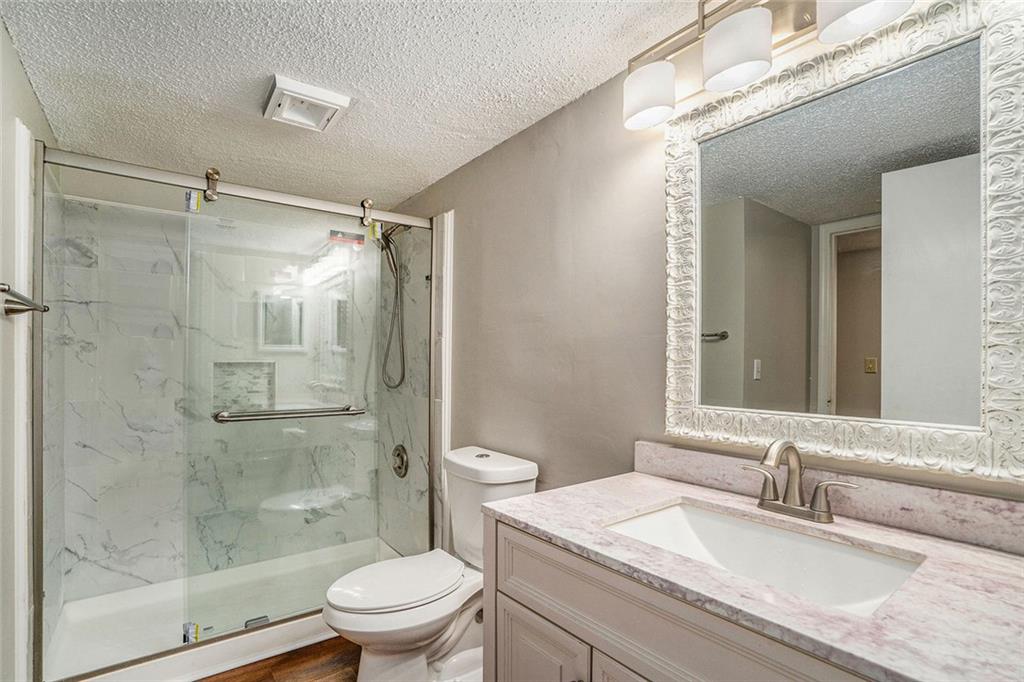 3053 Westwood Way Unit 7