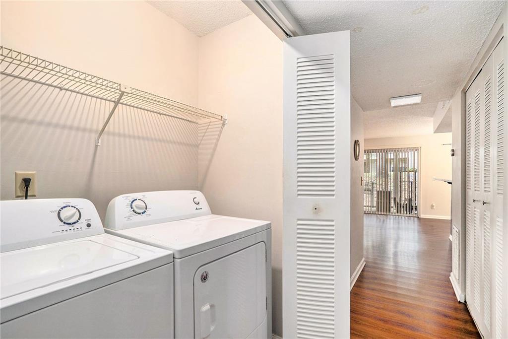 3053 Westwood Way Unit 7
