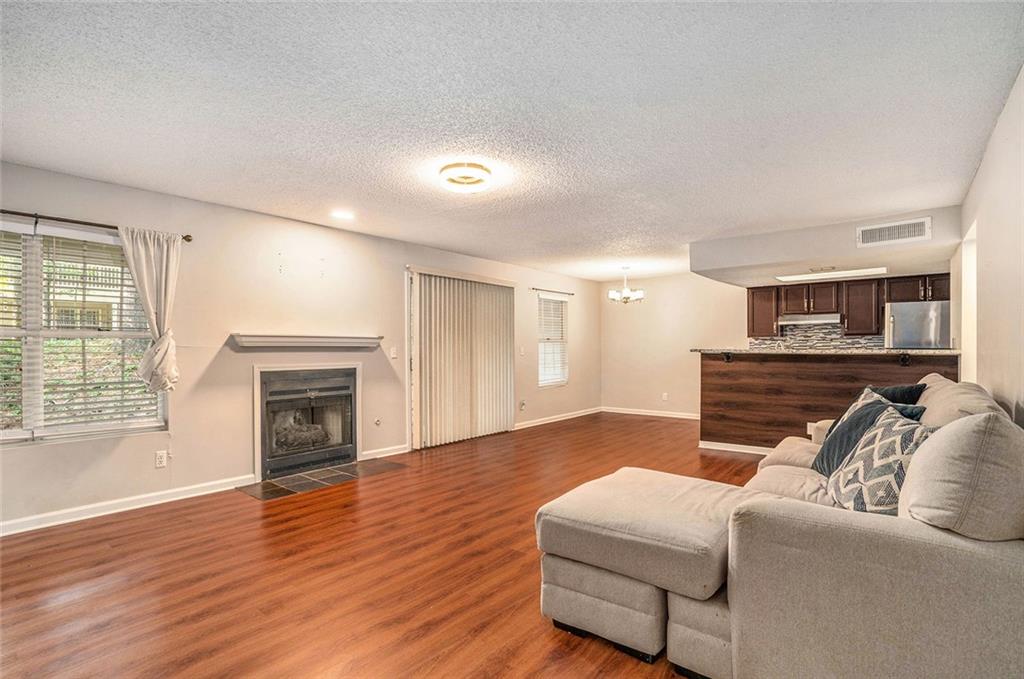 3053 Westwood Way Unit 7