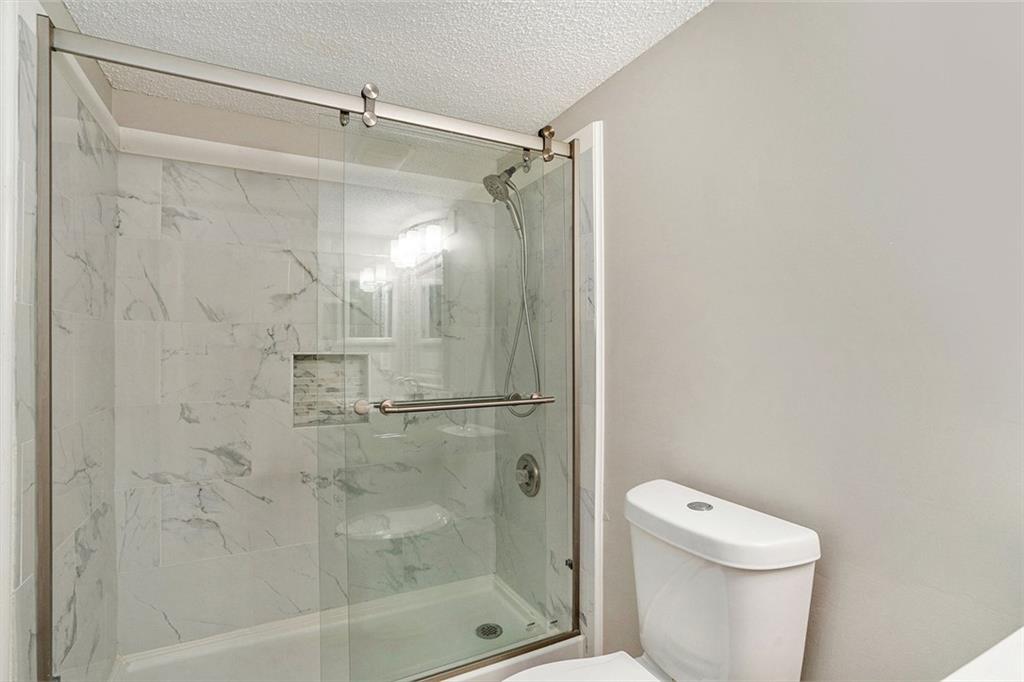 3053 Westwood Way Unit 7