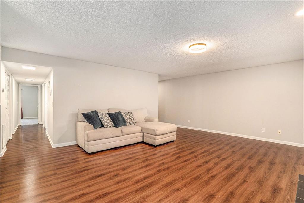 3053 Westwood Way Unit 7