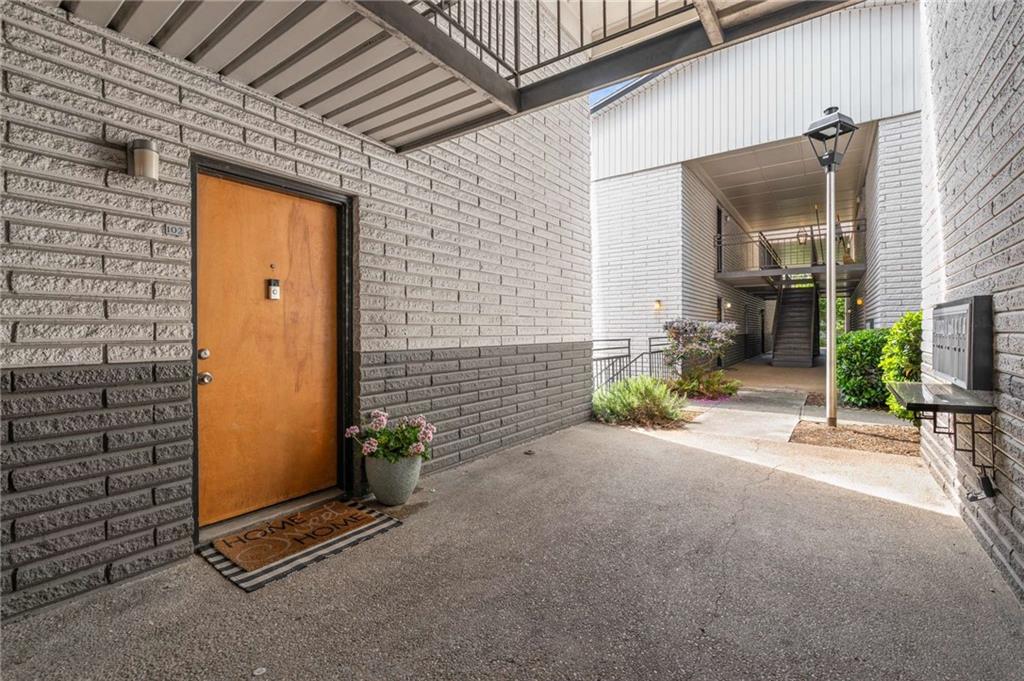 3501 Roswell Road NE Unit 102