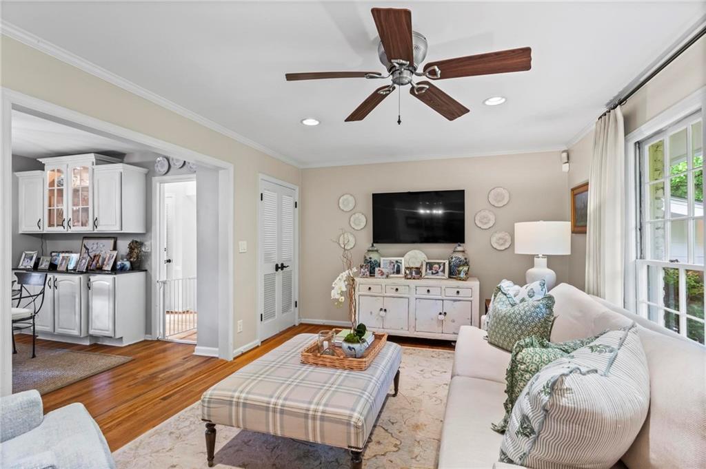 1518 Rochelle Drive