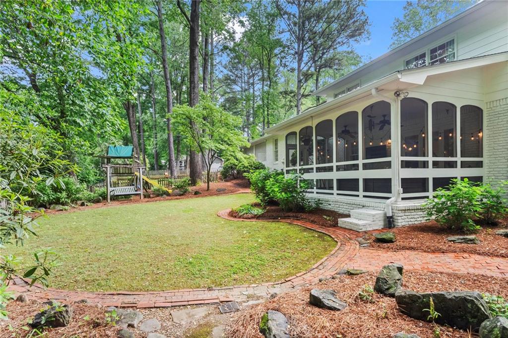 1518 Rochelle Drive