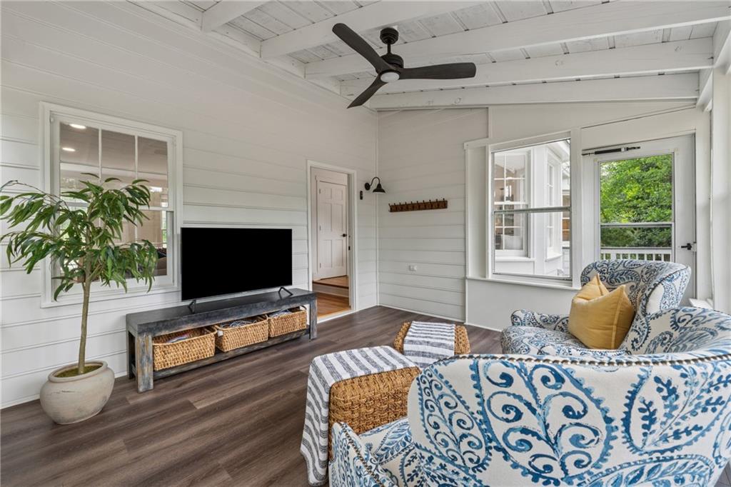 1275 Mayfield Road