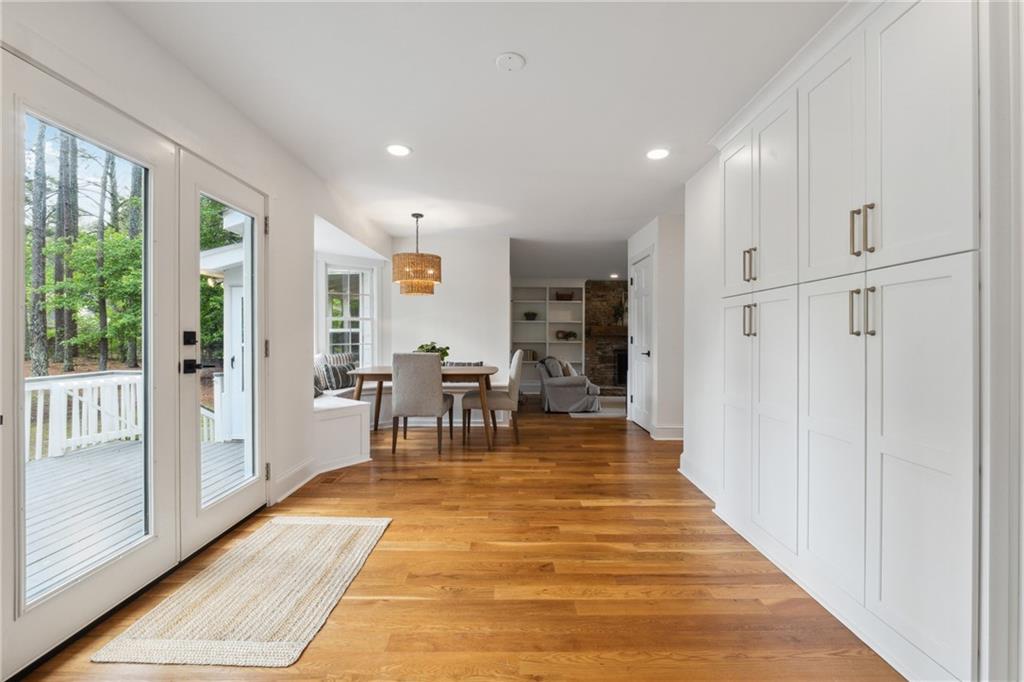1275 Mayfield Road