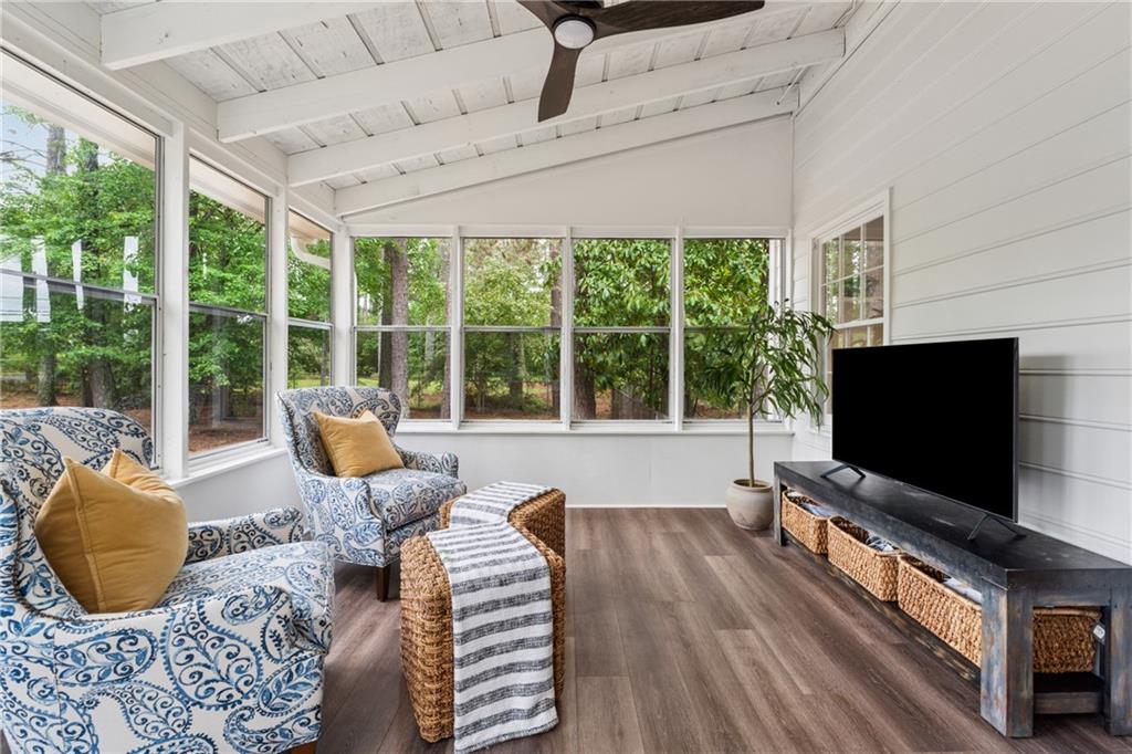 1275 Mayfield Road