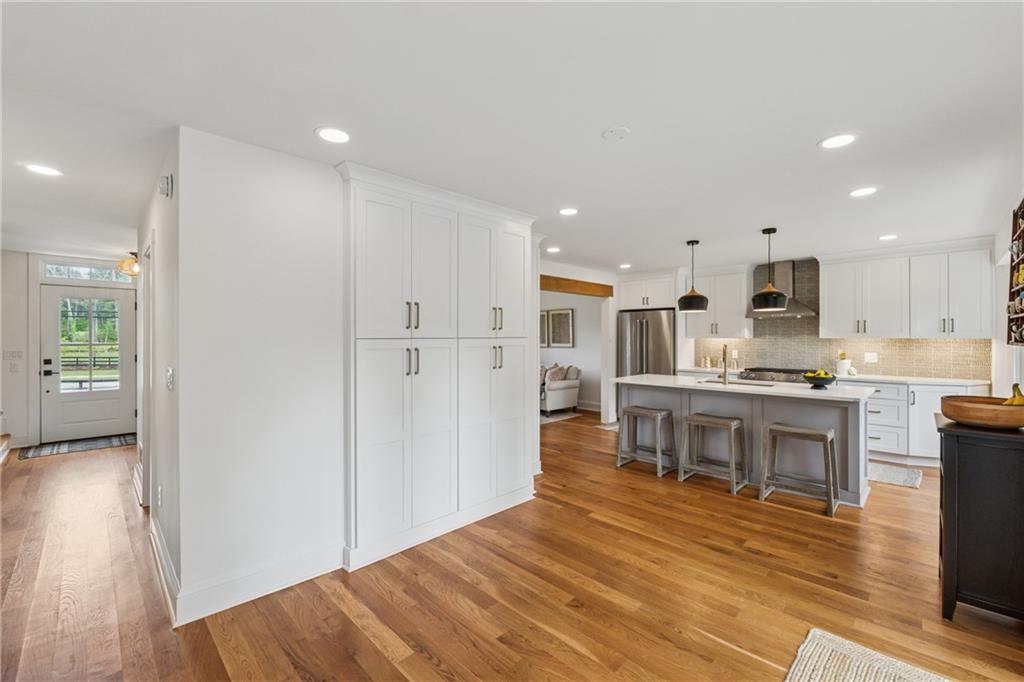 1275 Mayfield Road