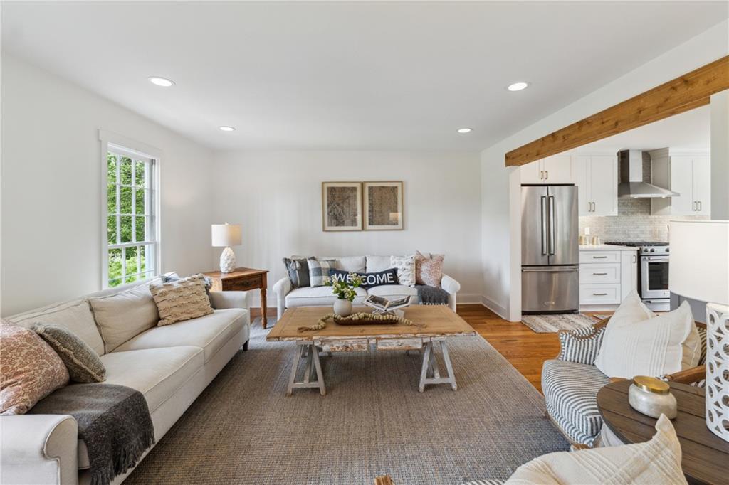 1275 Mayfield Road
