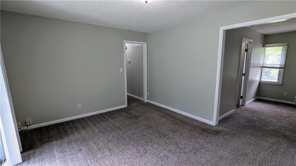 1091 Luther Drive SW