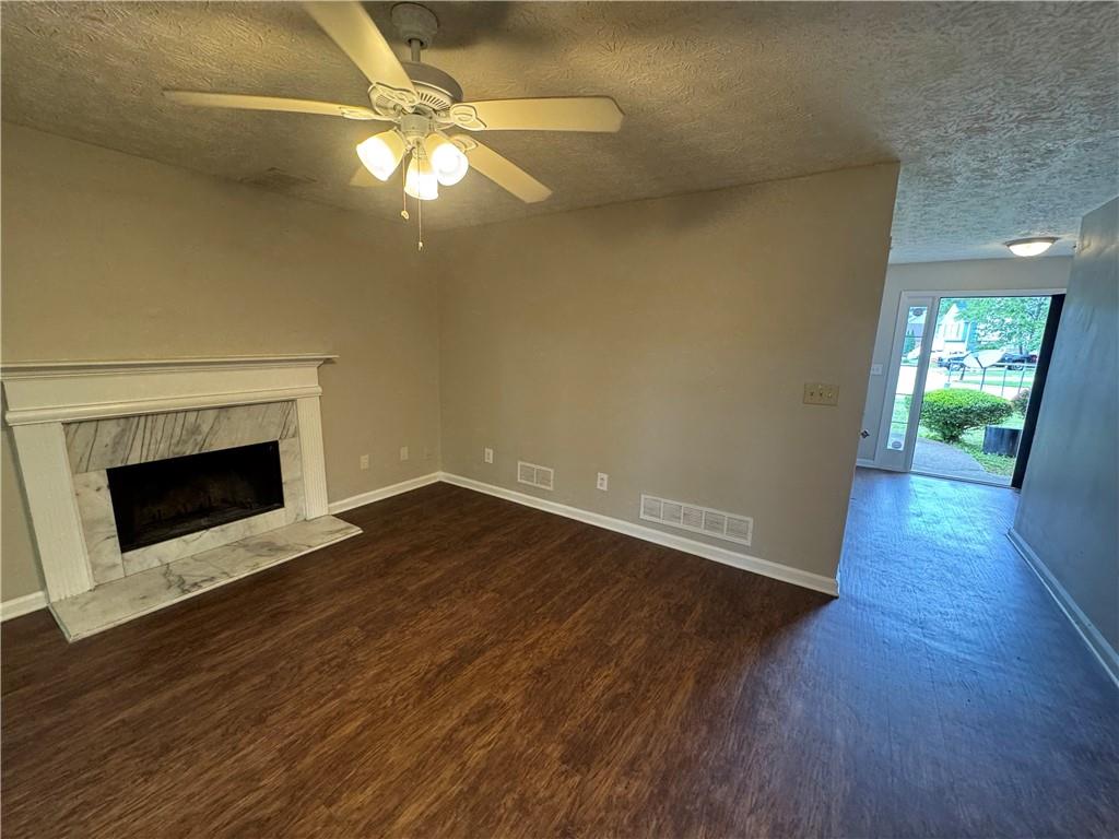 1048 Brandon Lane