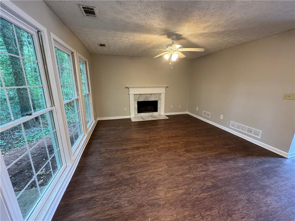 1048 Brandon Lane