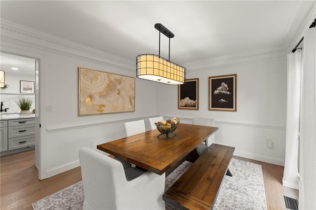 4433 Windsor Oaks Circle