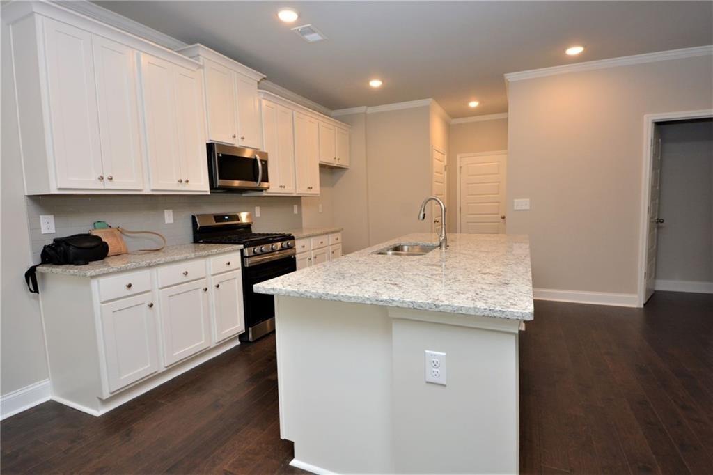 2170 Manor Pointe Drive