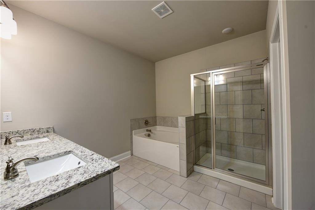 2170 Manor Pointe Drive
