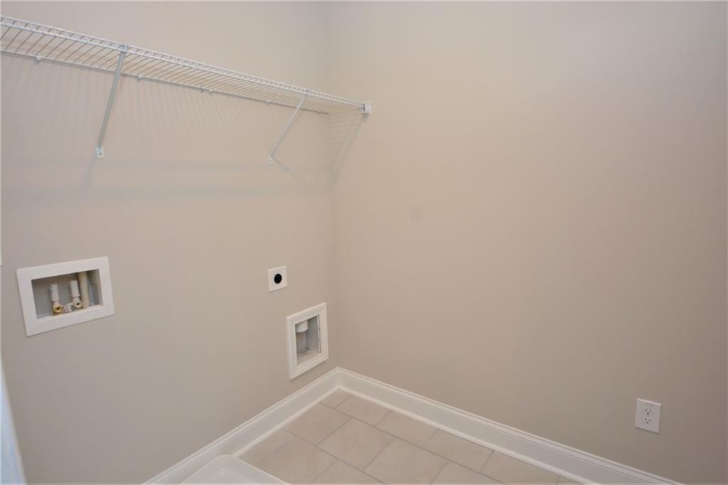 2170 Manor Pointe Drive