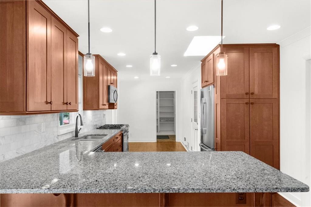 1436 Diamond Head Drive