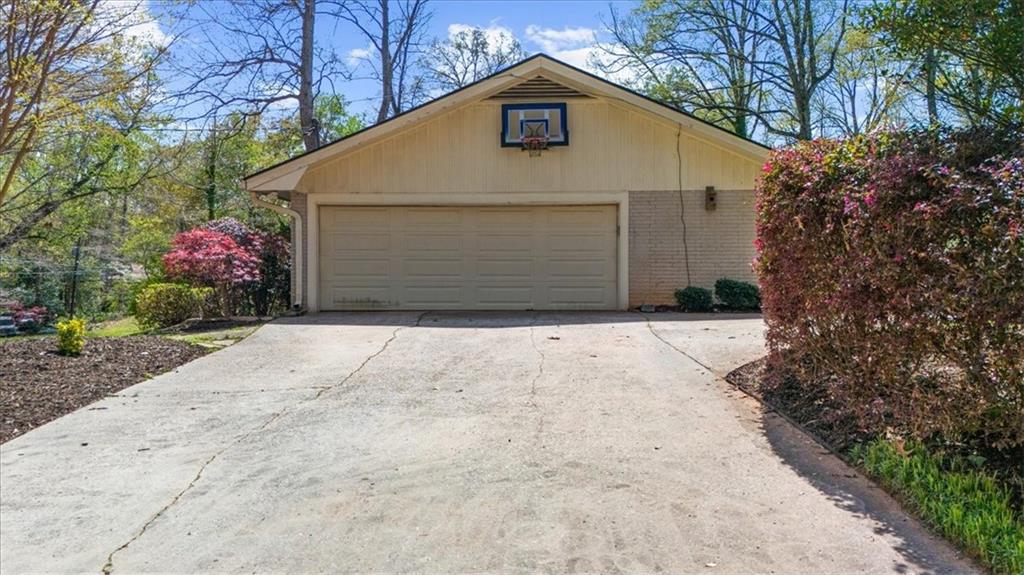 1436 Diamond Head Drive