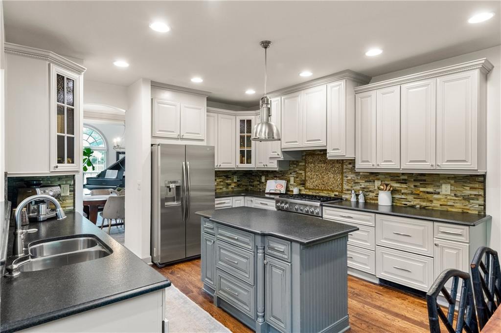 2314 Tall Timbers Lane