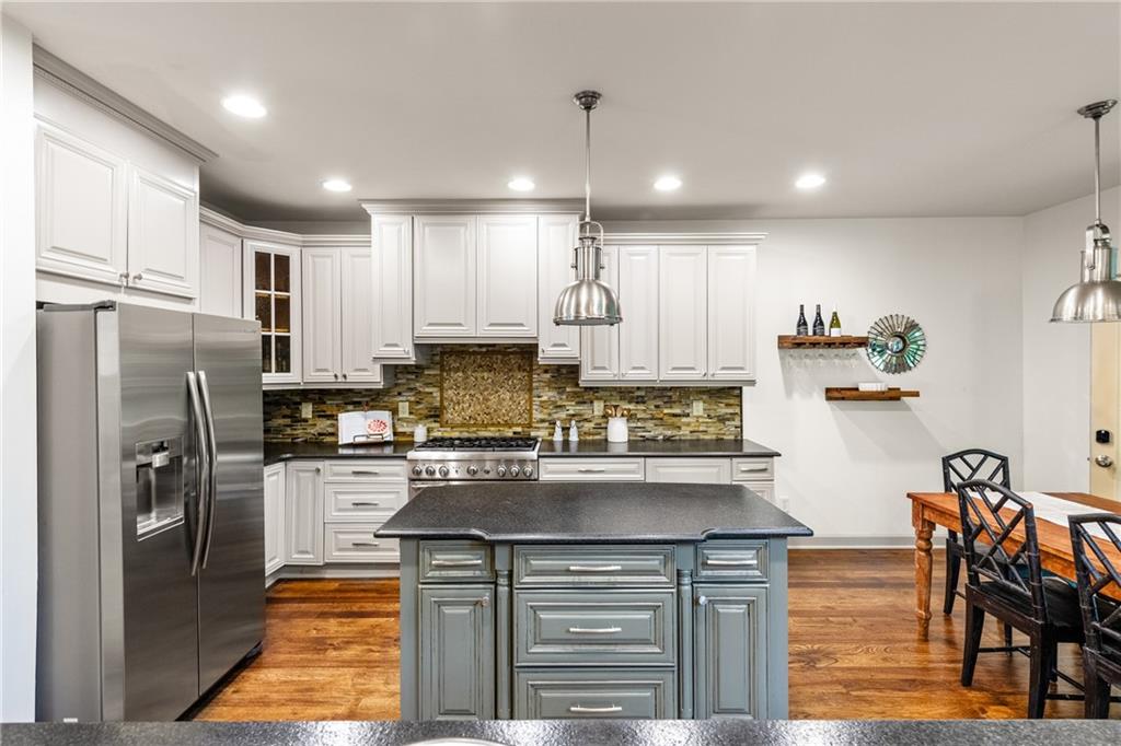 2314 Tall Timbers Lane