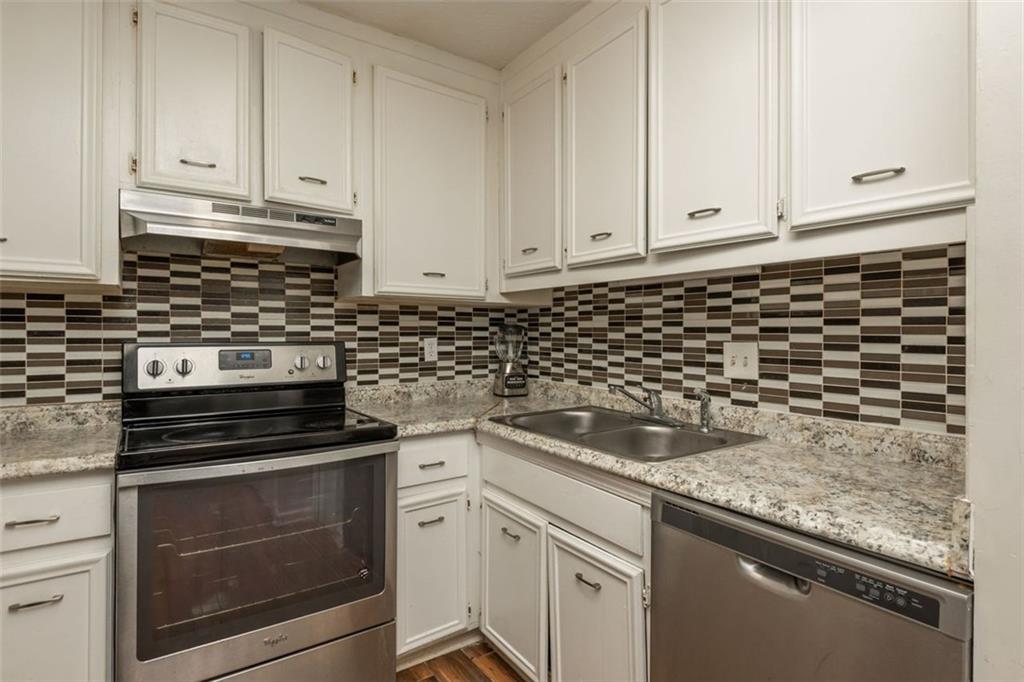 365 Winding River Drive , Unit # E
