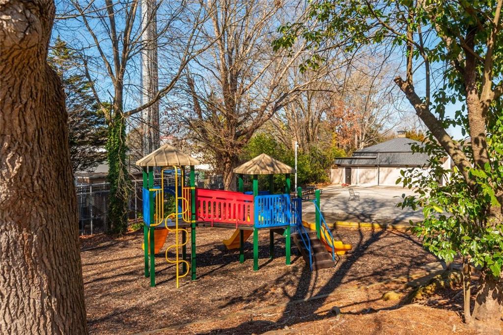 365 Winding River Drive , Unit # E