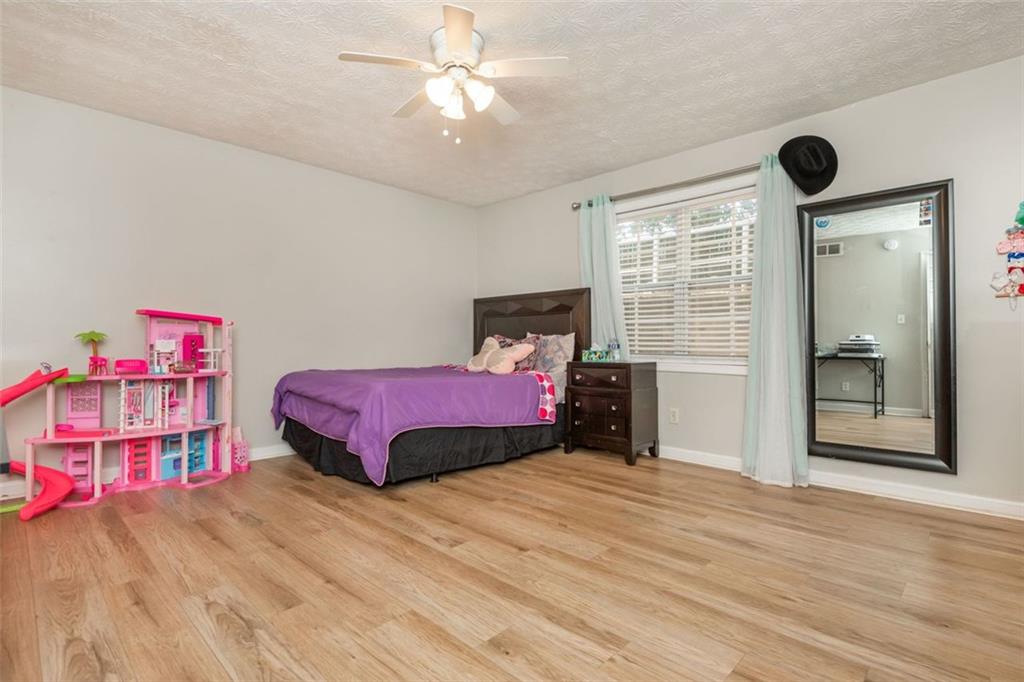 365 Winding River Drive , Unit # E
