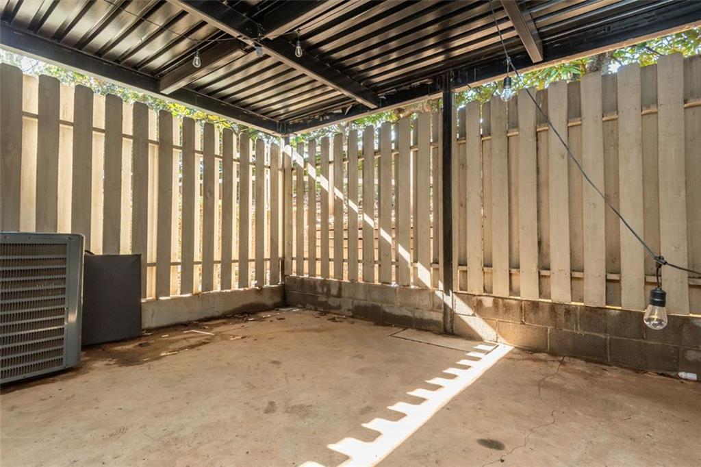 365 Winding River Drive , Unit # E