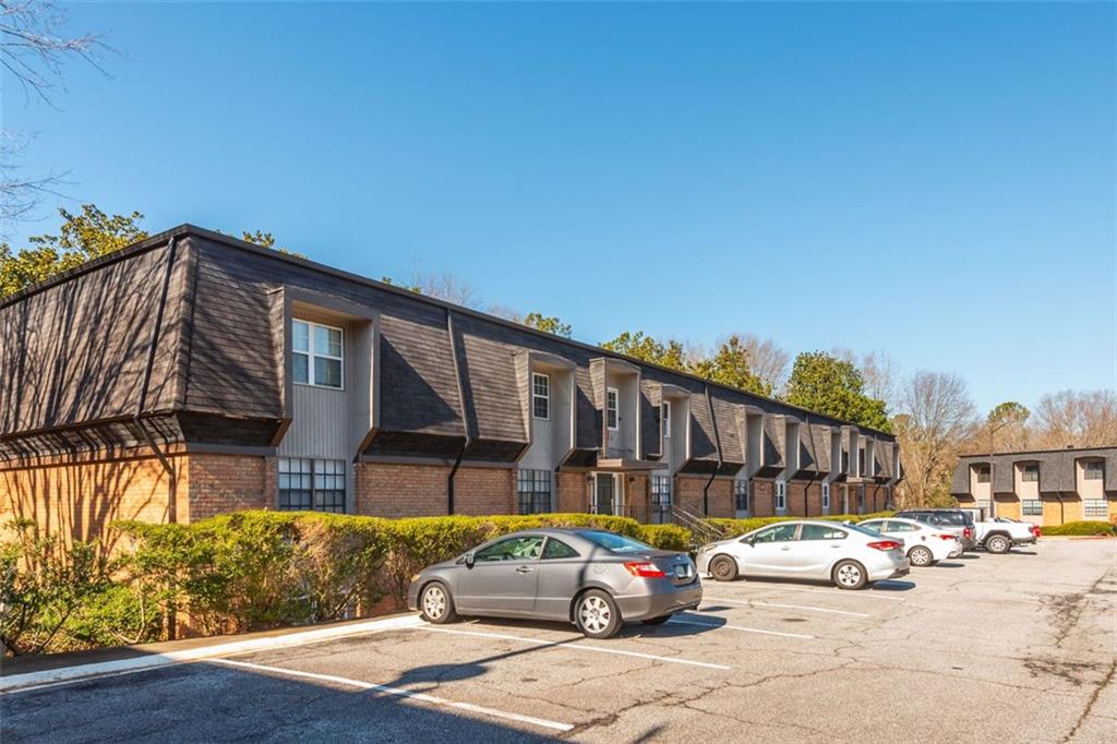 365 Winding River Drive , Unit # E