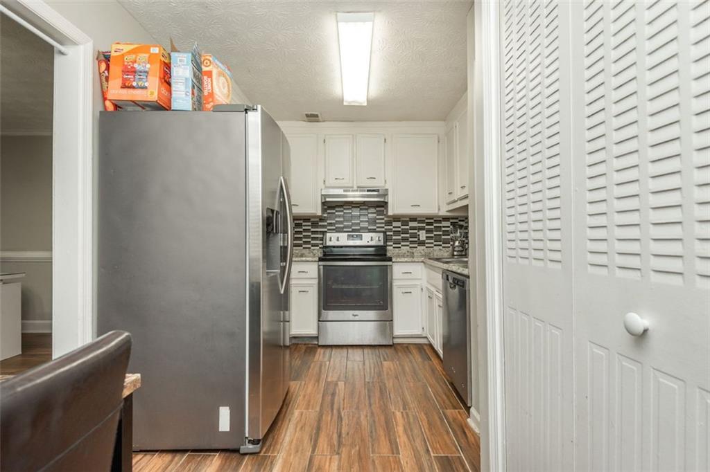 365 Winding River Drive , Unit # E