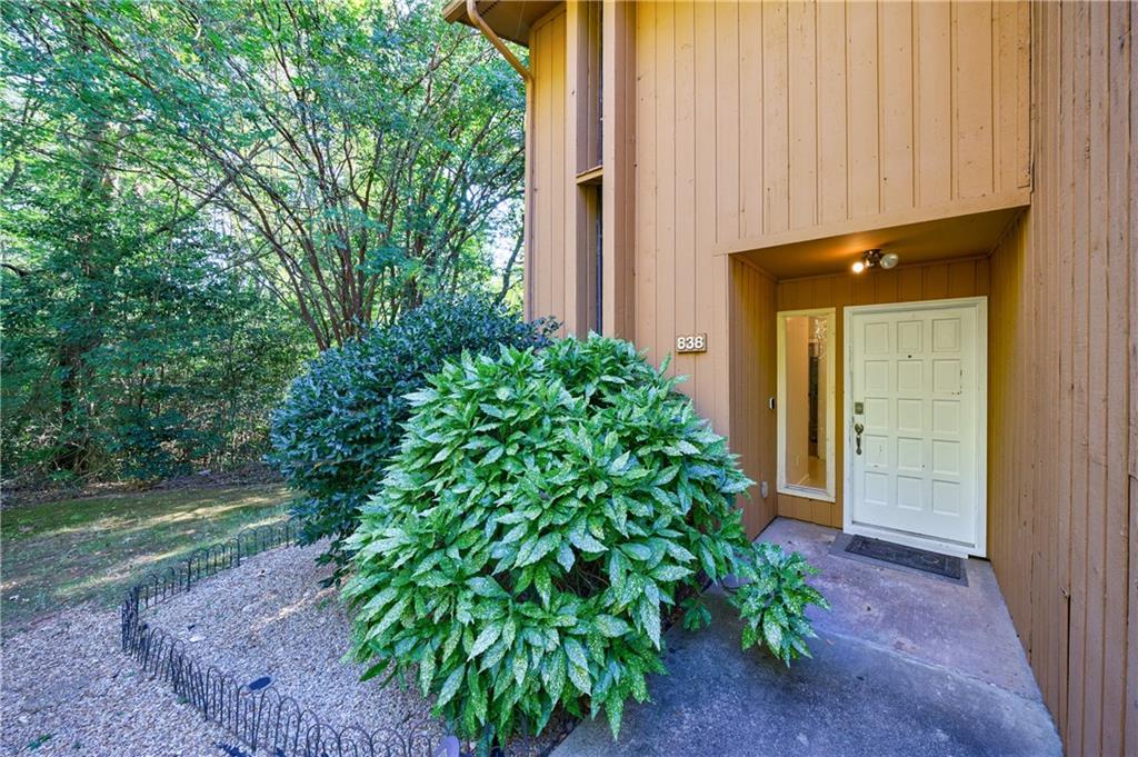 838 Lake Hollow Boulevard SW