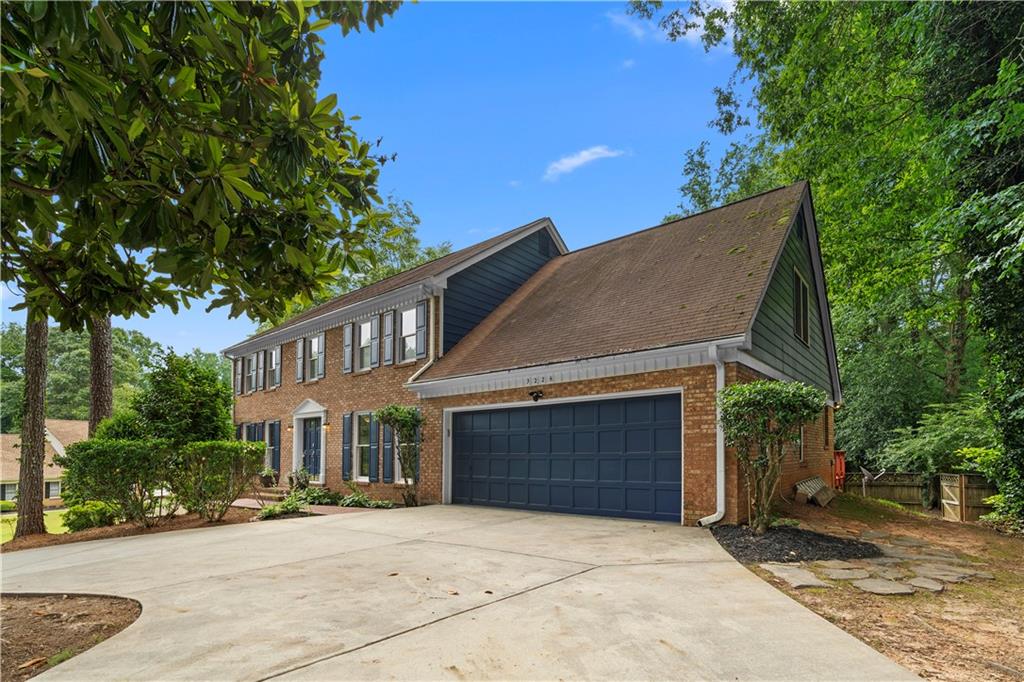 3228 Turtle Lake Drive SE