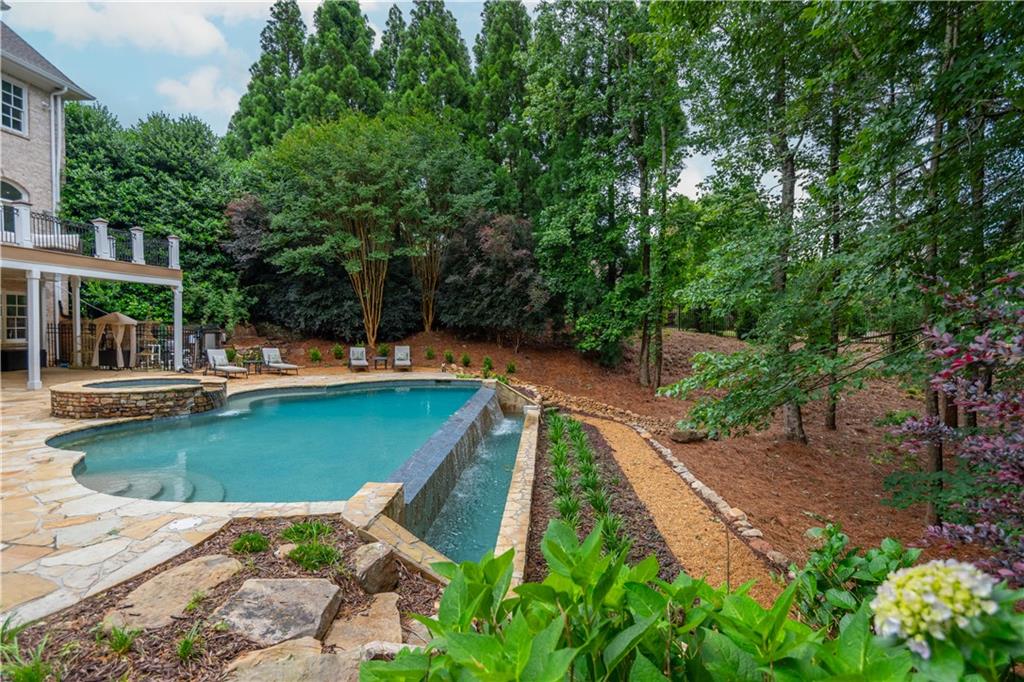 165 Ansley Way