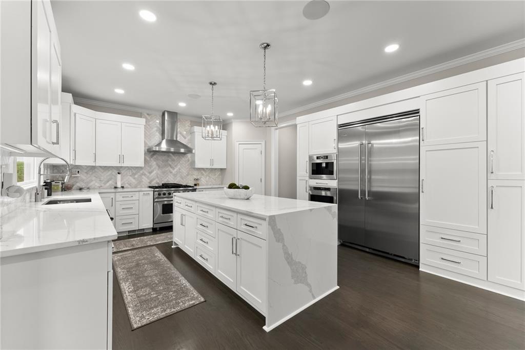 4526 Meadow Club Drive
