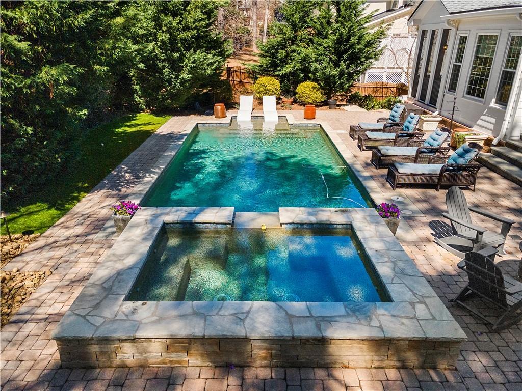 65 Gatewood Drive