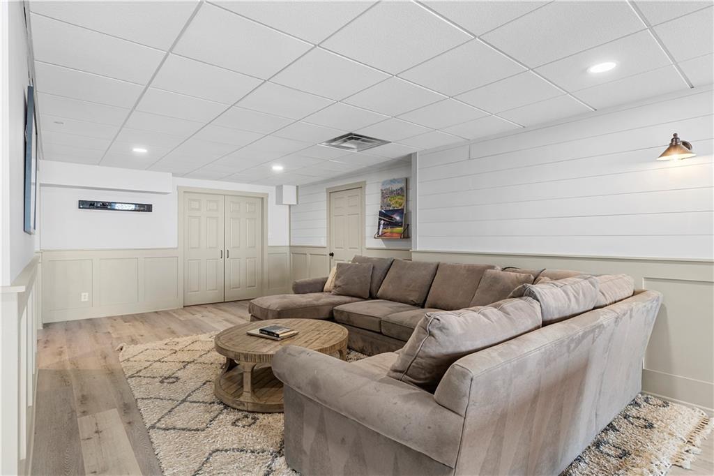 65 Gatewood Drive