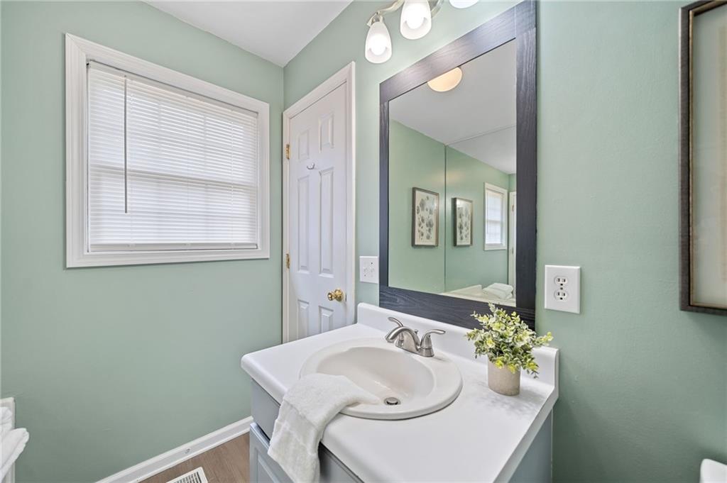 173 Cline Smith Road NE