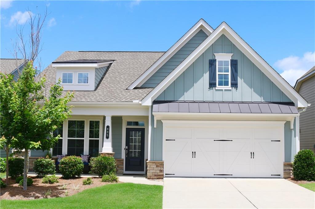 605 Oak Lane