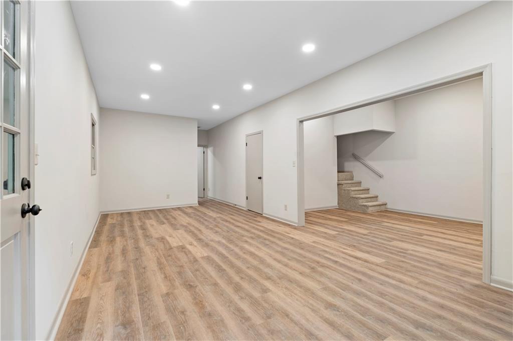 5236 Forest Brook Parkway