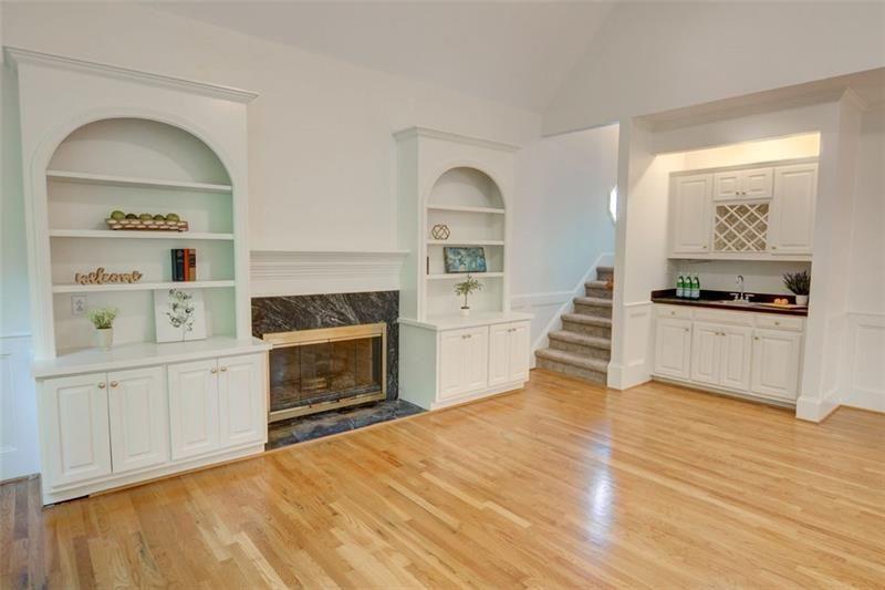 5404 Chaversham Lane