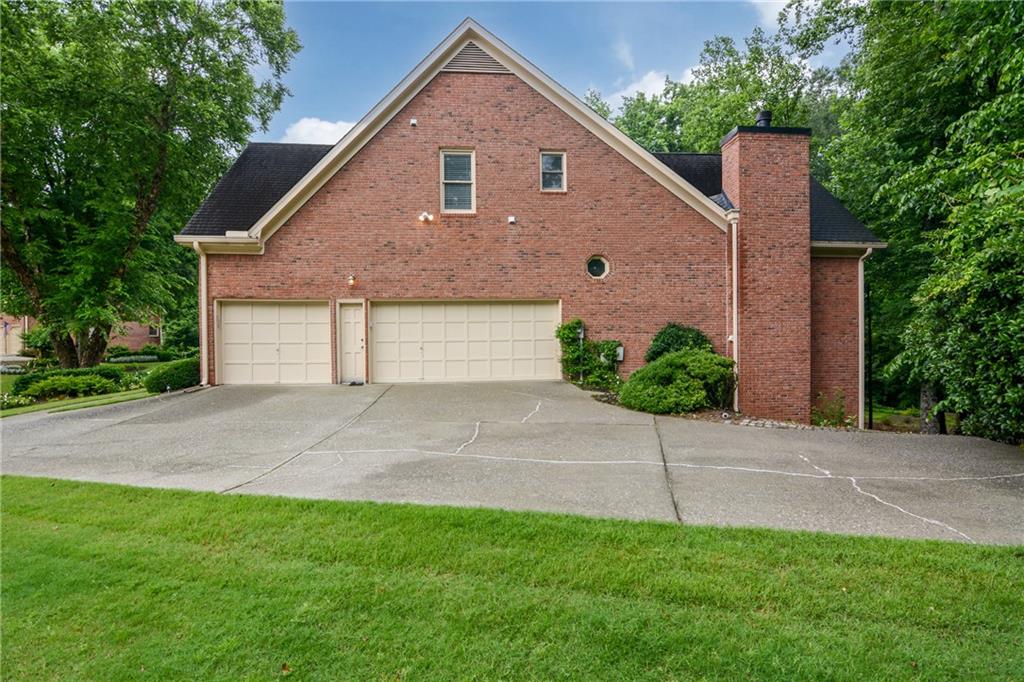5404 Chaversham Lane