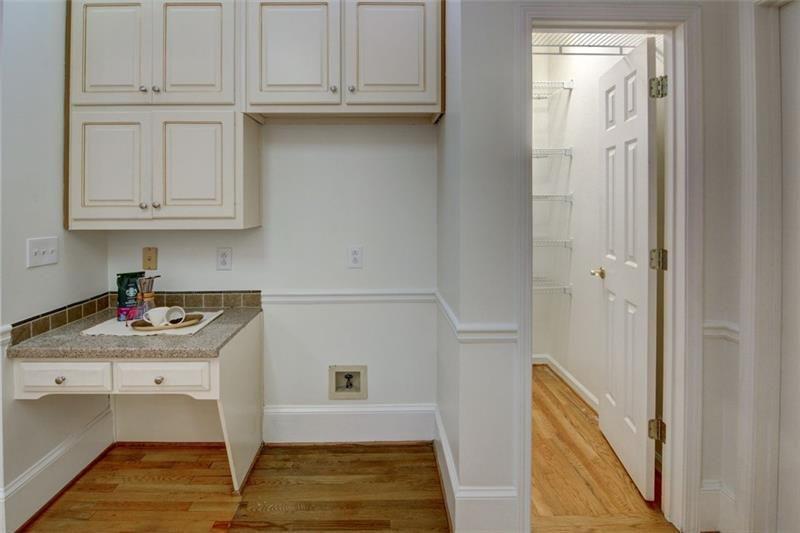 5404 Chaversham Lane
